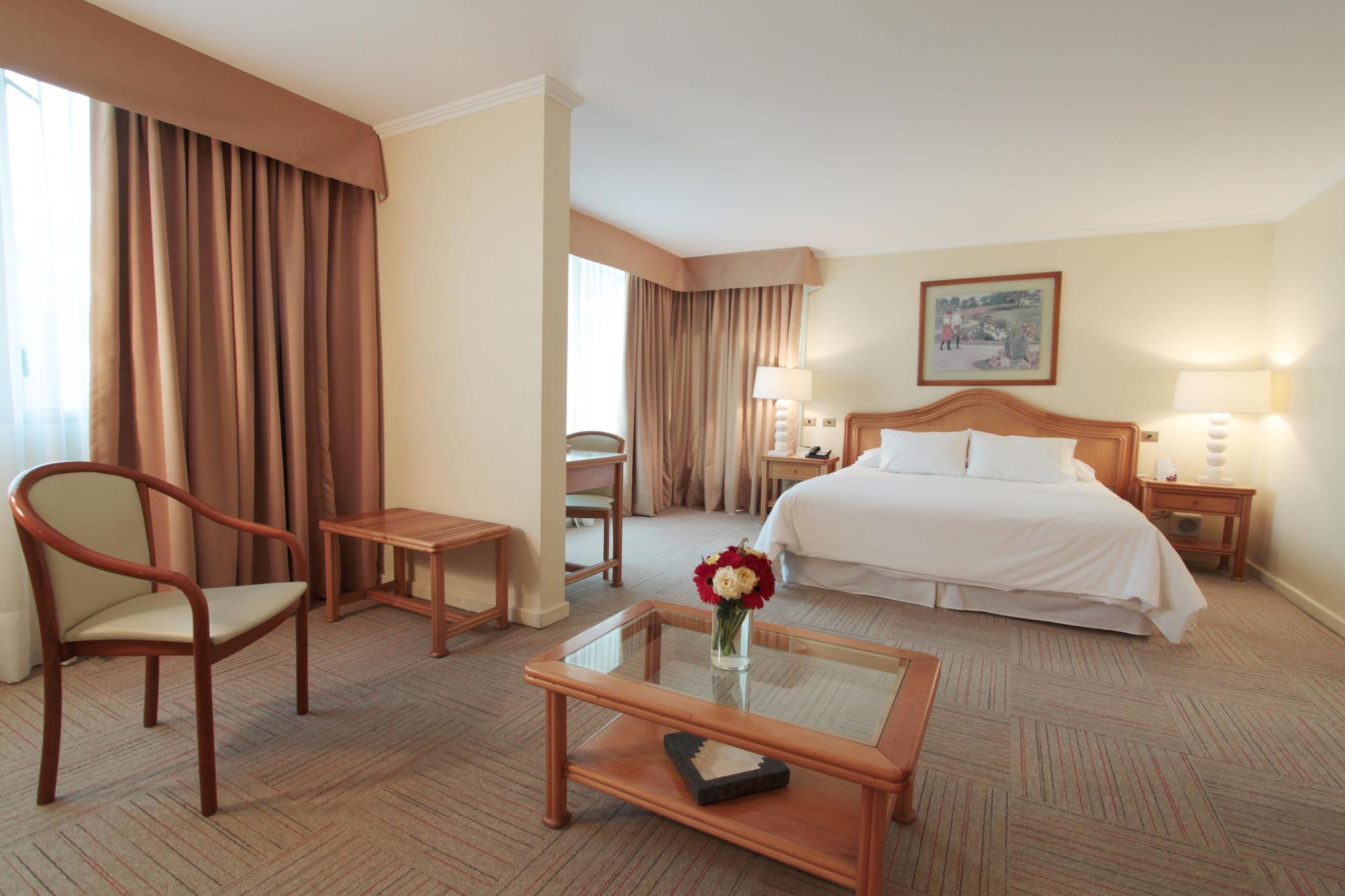 Hotel Torremayor Lyon Santiago Kültér fotó