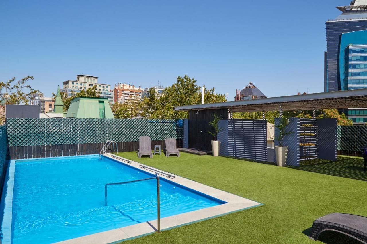 Hotel Torremayor Lyon Santiago Kültér fotó
