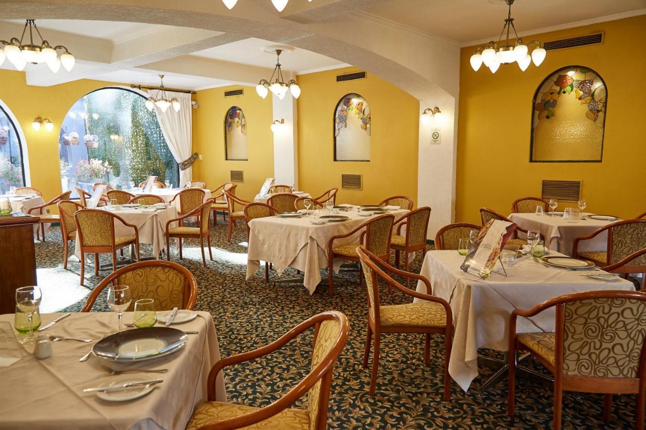 Hotel Torremayor Lyon Santiago Kültér fotó